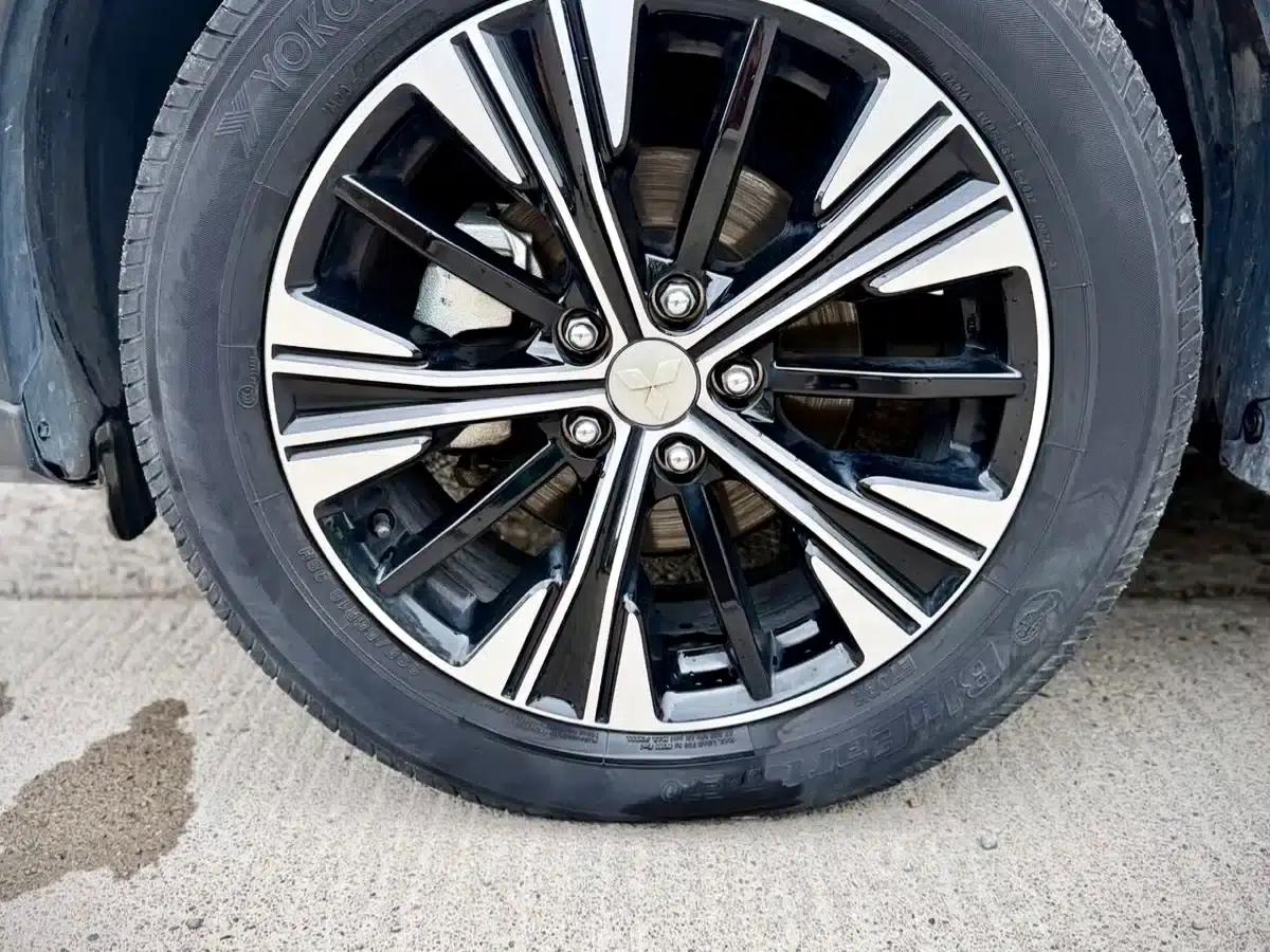 Eclipse Cross 2021 1.5T CVT 2WD Fearless Edition — миниатюра 9