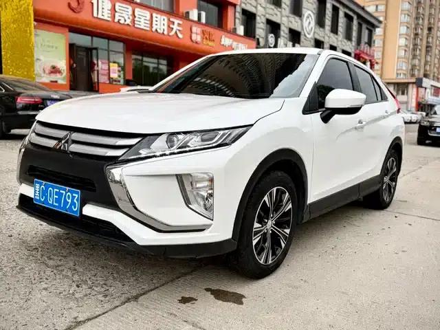 Eclipse Cross 2021 1.5T CVT 2WD Fearless Edition