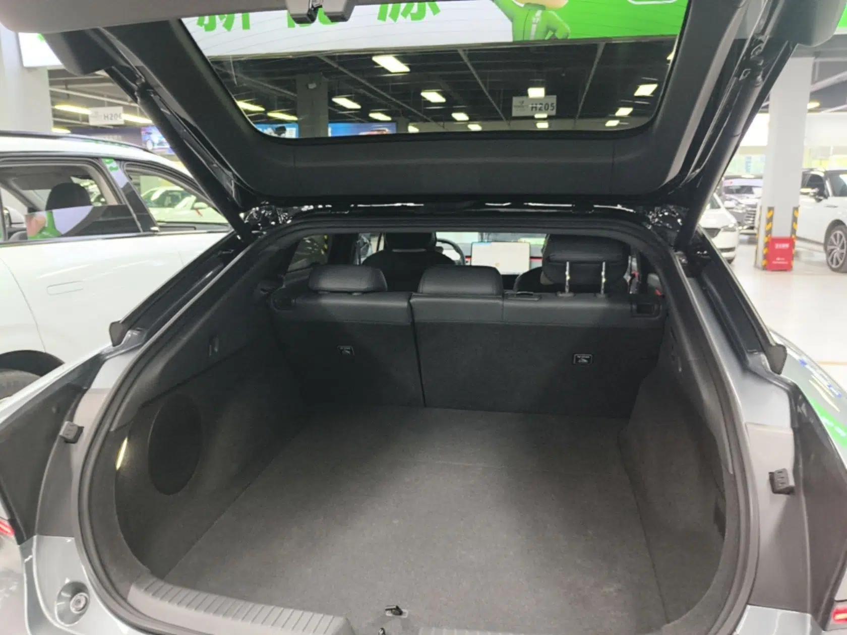 XPeng P7+ 2024 Ultra-Long Range Max — миниатюра 20