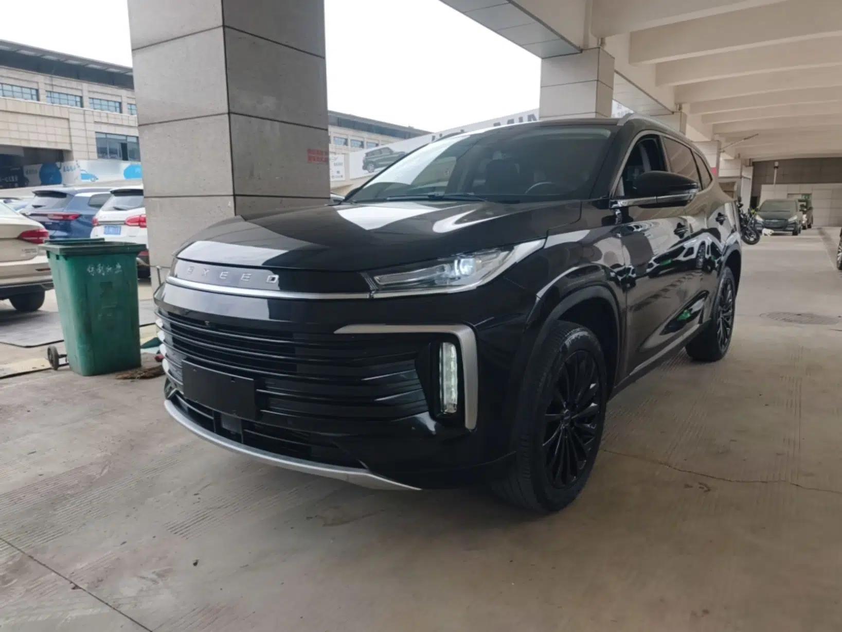 EXEED Lingyun 2021 400T Two-Wheel Drive StarRui PRO Edition — миниатюра 1