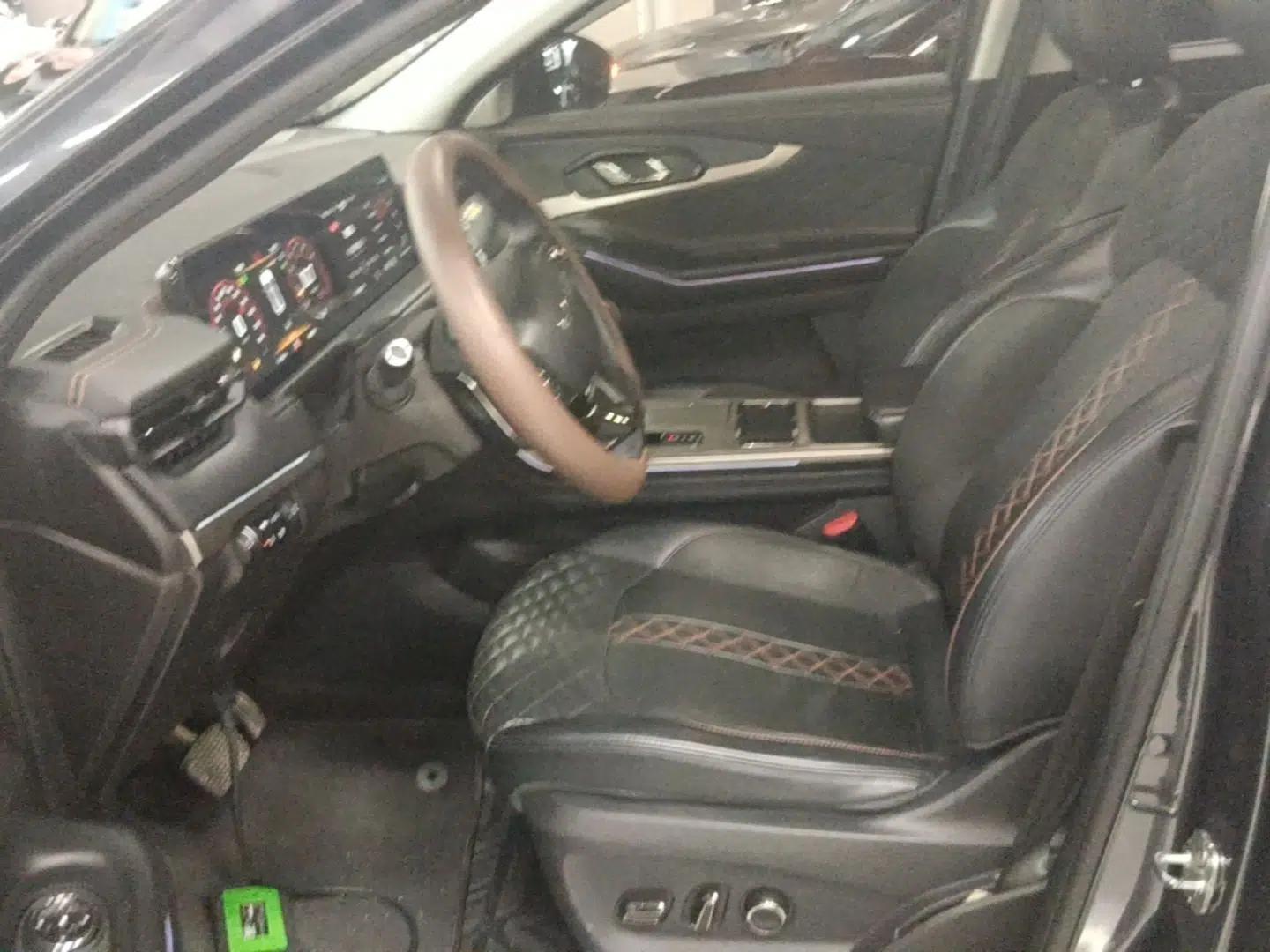 EXEED Lingyun 2021 290T Four-Wheel Drive Star Prestige Edition — миниатюра 18