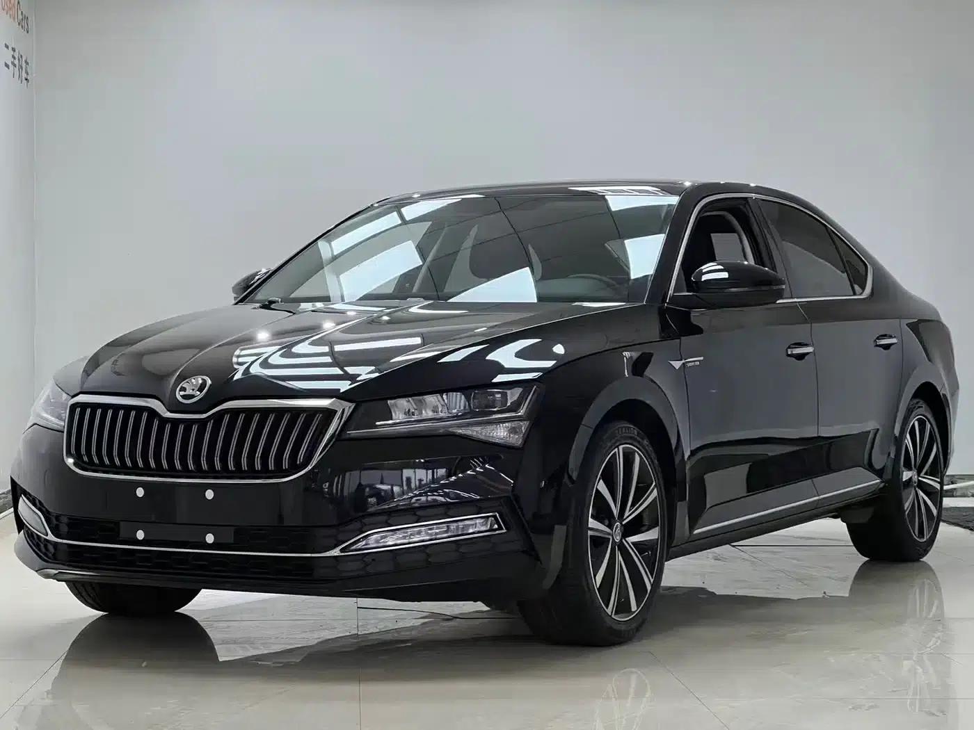 Superb 2024 TSI280 DSG Premium Edition — миниатюра 1