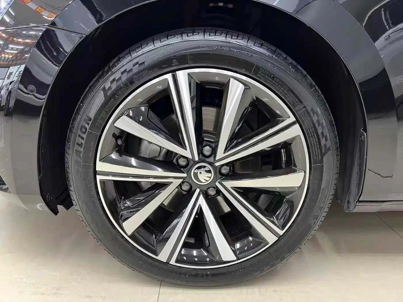 Superb 2024 TSI280 DSG Premium Edition — миниатюра 21