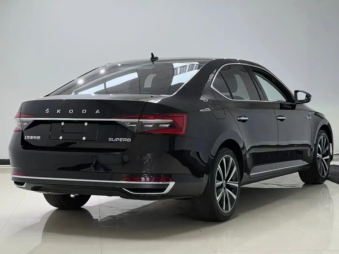 Superb 2024 TSI280 DSG Premium Edition — миниатюра 6