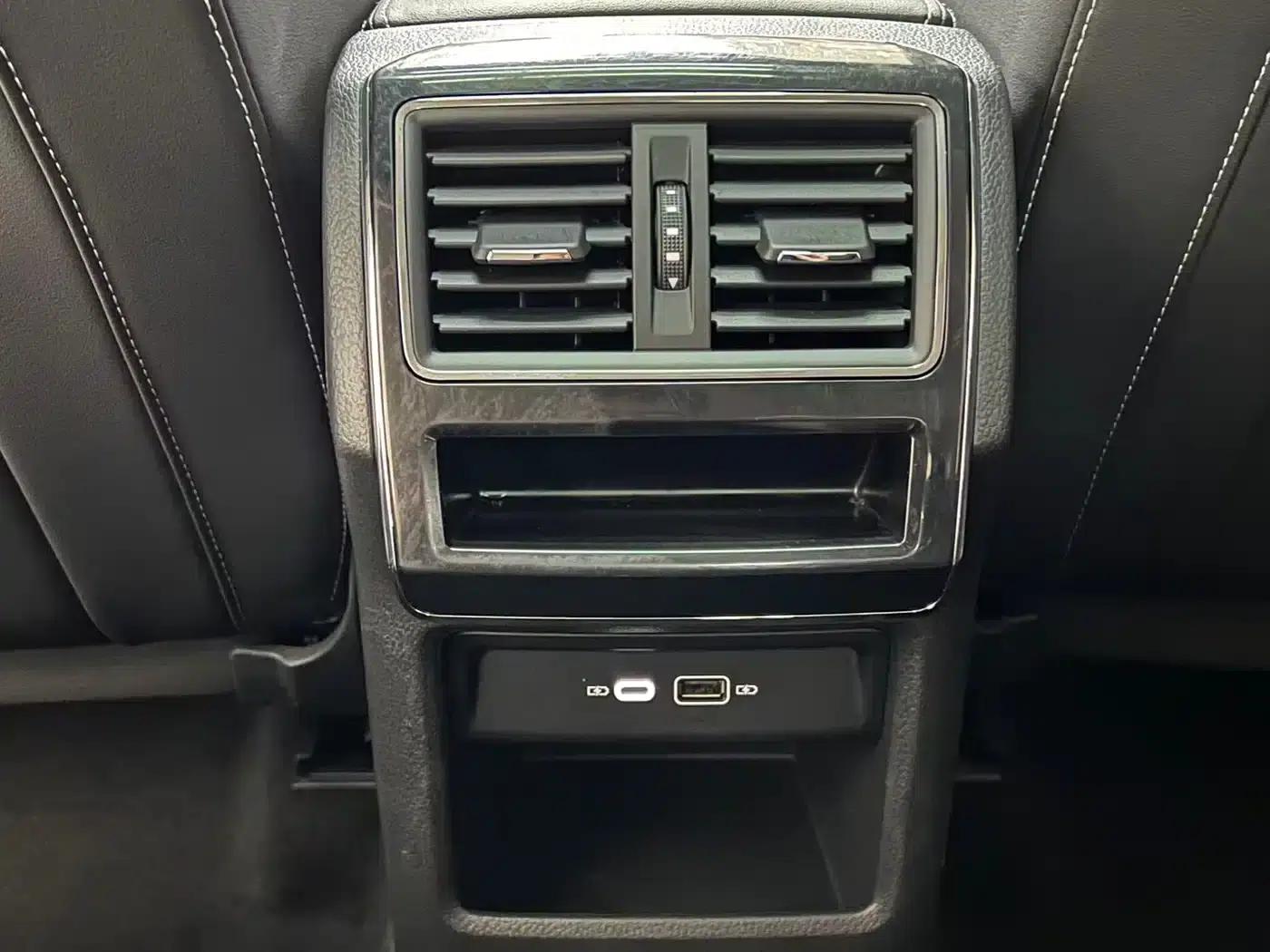 Superb 2024 TSI280 DSG Premium Edition — миниатюра 8