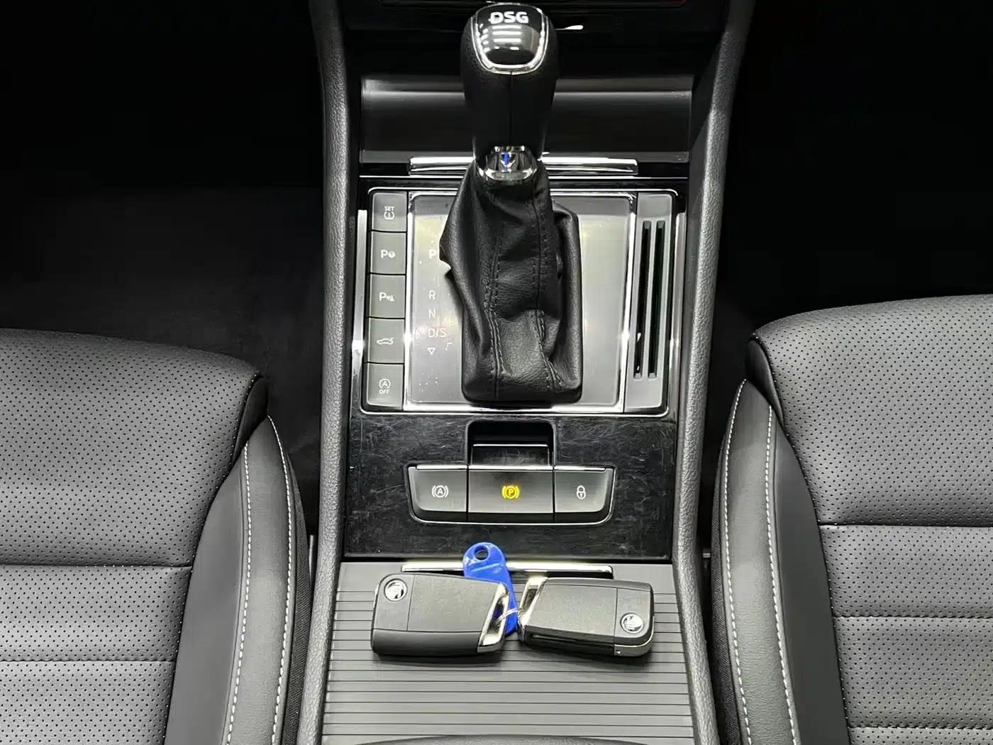 Superb 2024 TSI280 DSG Premium Edition — миниатюра 9