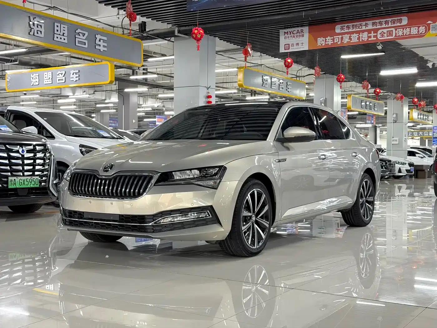 Superb 2022 TSI280 DSG Premium Edition — миниатюра 1