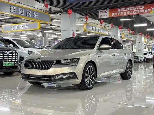 Superb 2022 TSI280 DSG Premium Edition
