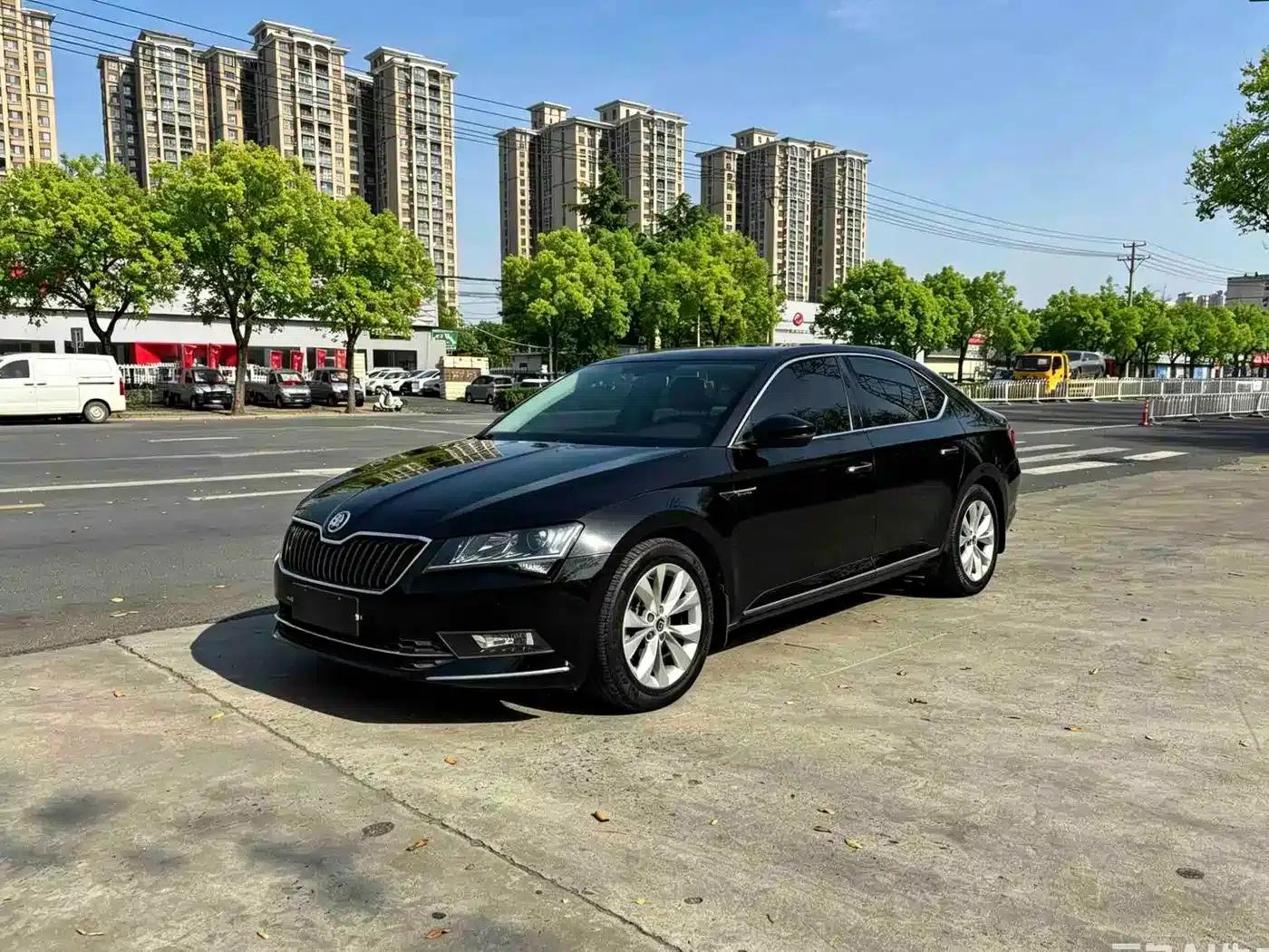 Superb 2018 TSI280 DSG Comfort Edition (National V Emission Standard) — миниатюра 1