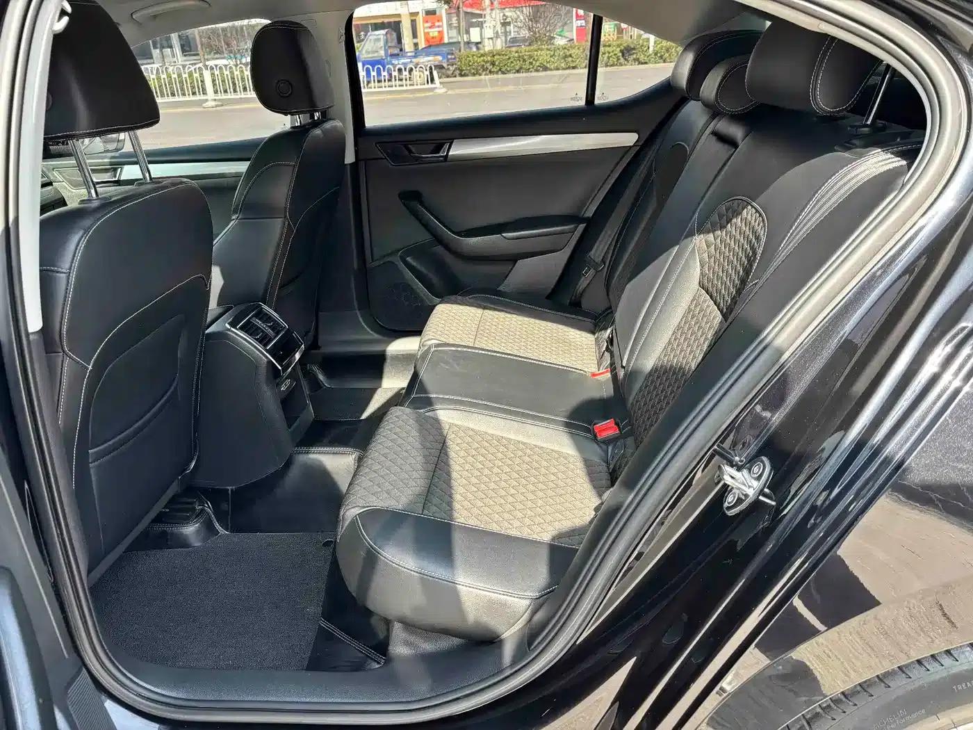 Superb 2018 TSI280 DSG Comfort Edition (National V Emission Standard) — миниатюра 6