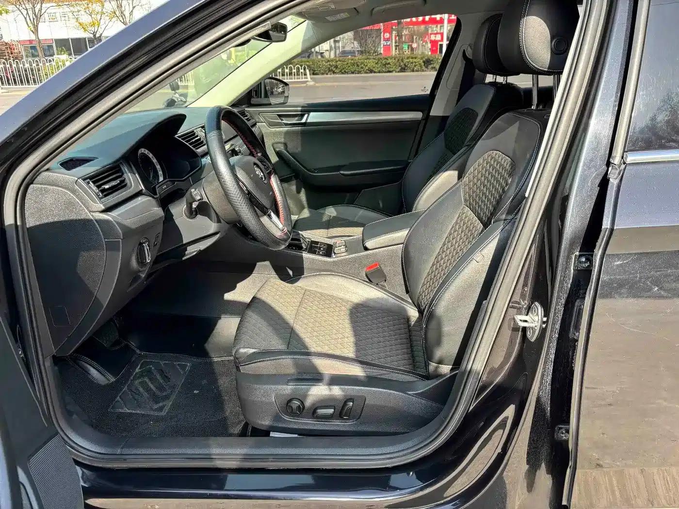 Superb 2018 TSI280 DSG Comfort Edition (National V Emission Standard) — миниатюра 7