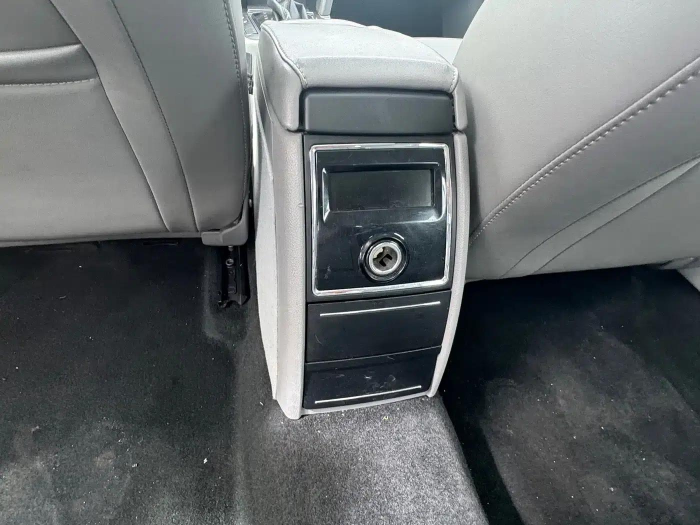 Superb 2013 1.8TSI Automatic Elite Edition — миниатюра 7