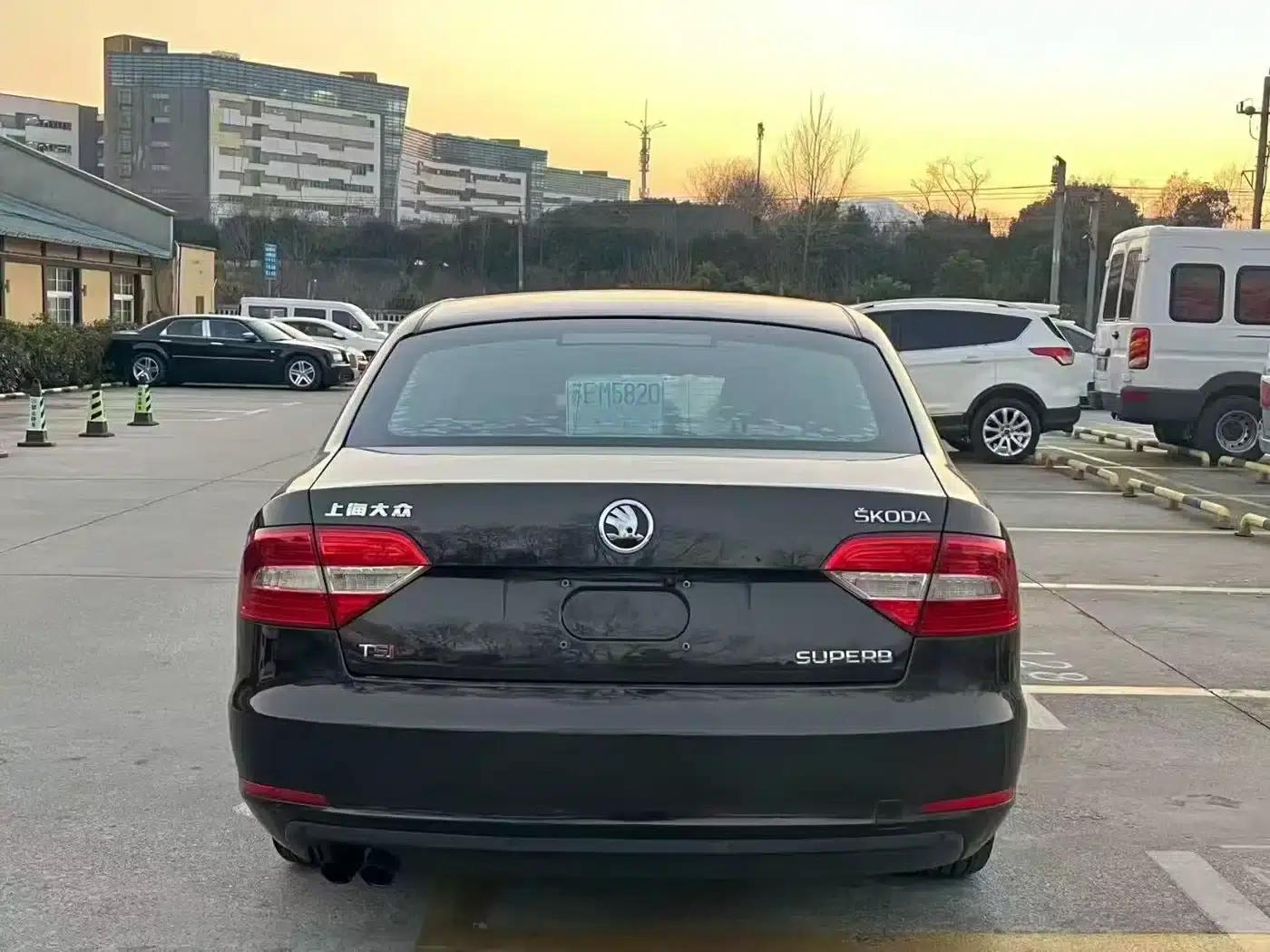 Superb 2013 1.8TSI Automatic Elite Edition — миниатюра 8