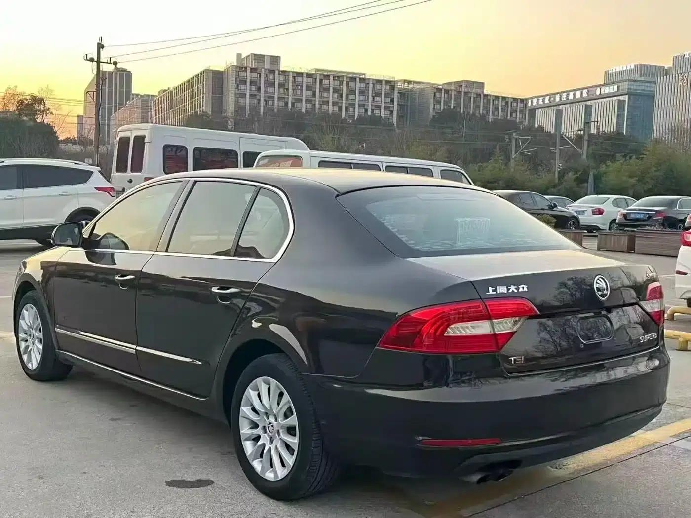 Superb 2013 1.8TSI Automatic Elite Edition — миниатюра 9