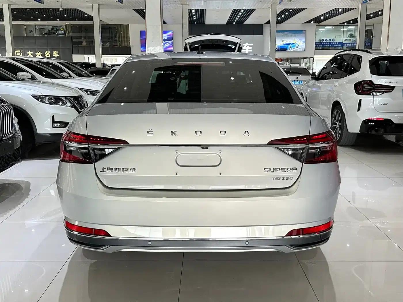 Superb 2019 TSI330 DSG Comfort Edition — миниатюра 8