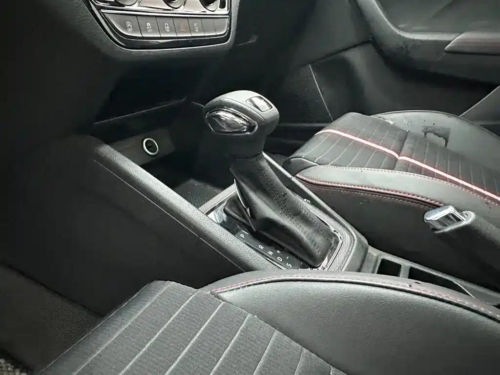 2020 Kamiq Facelift GT 1.5L Automatic Flagship Edition (China VI Emission Standard) — миниатюра 15