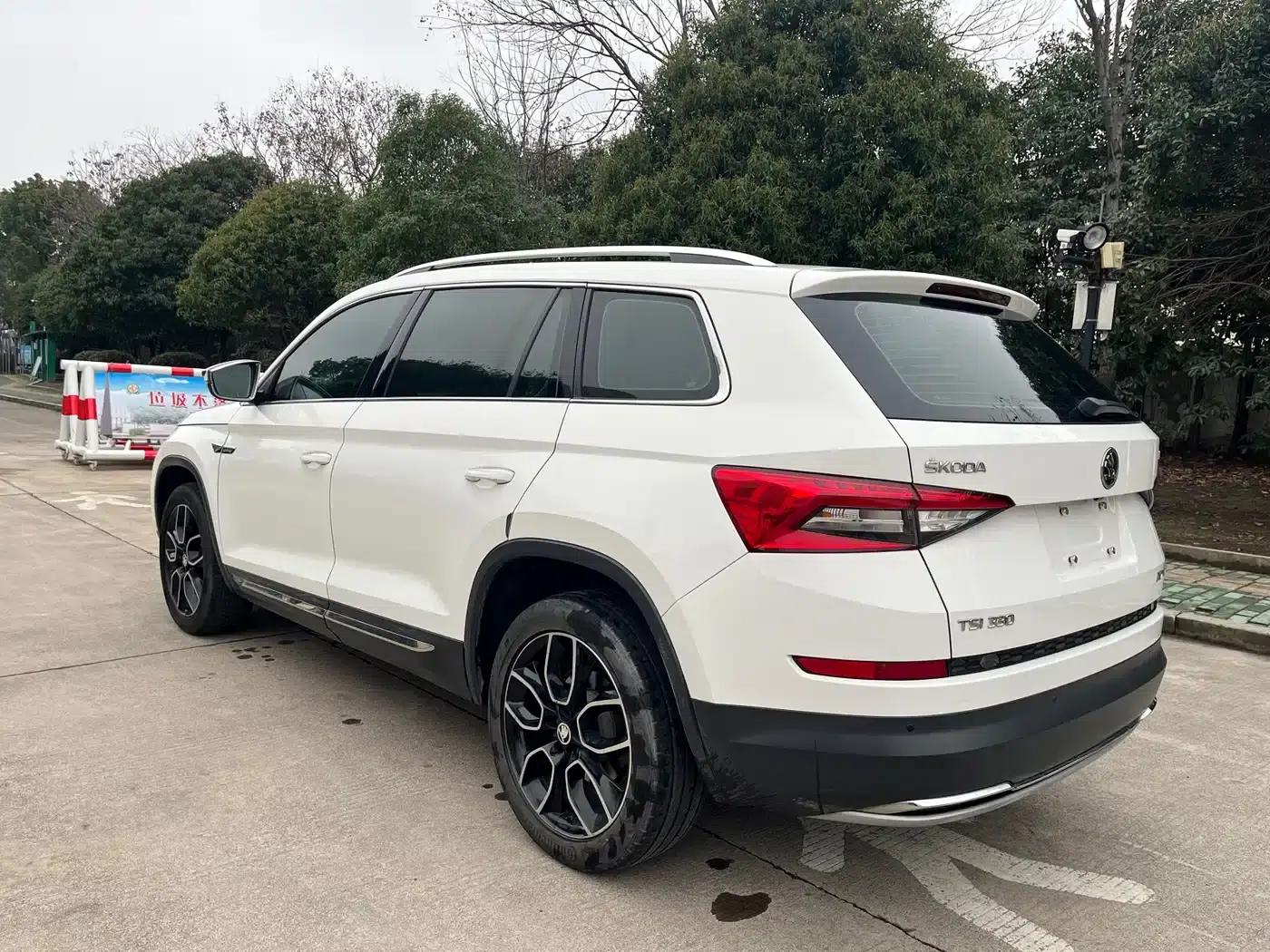 2018 Kodiaq TSI330 7-seater 2WD Luxury Edition — миниатюра 4