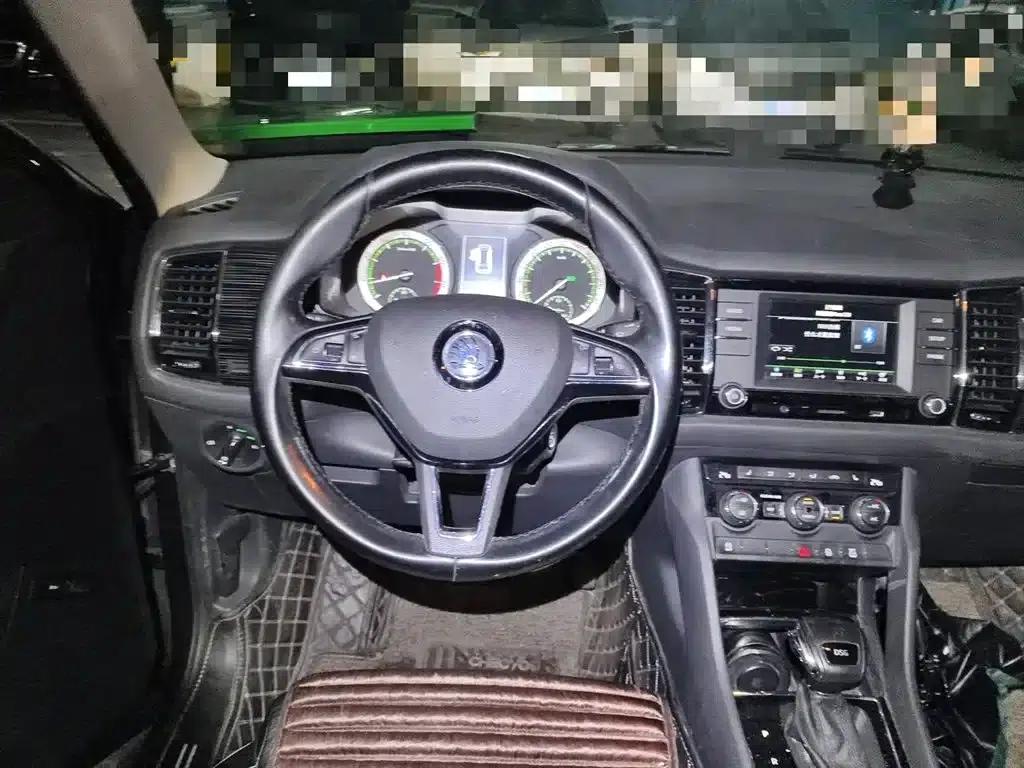 2017 Kodiaq TSI330 7-seater 2WD Luxury Technology Edition — миниатюра 3