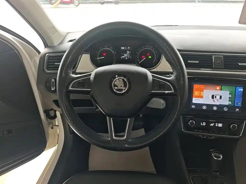 Rapid 2020 1.5L Automatic Comfort Edition — миниатюра 11