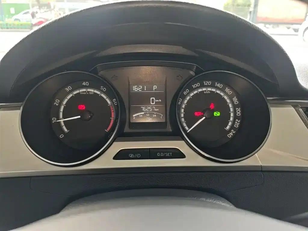 Rapid 2020 1.5L Automatic Comfort Edition — миниатюра 12