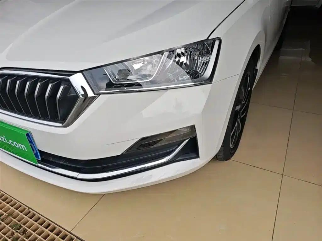 Rapid 2020 1.5L Automatic Comfort Edition — миниатюра 24