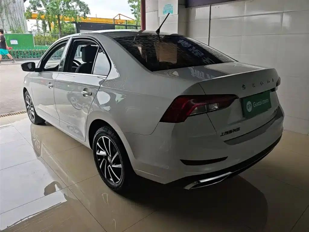 Rapid 2020 1.5L Automatic Comfort Edition — миниатюра 5