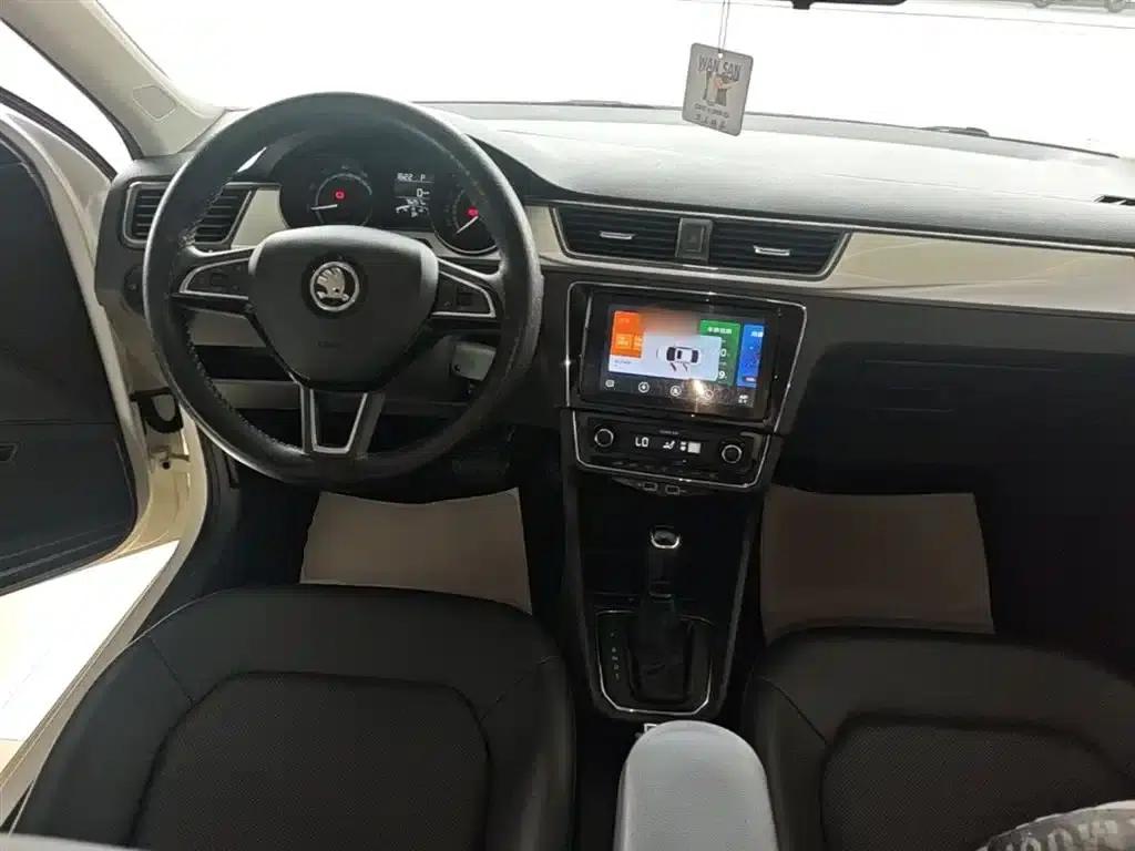Rapid 2020 1.5L Automatic Comfort Edition — миниатюра 10
