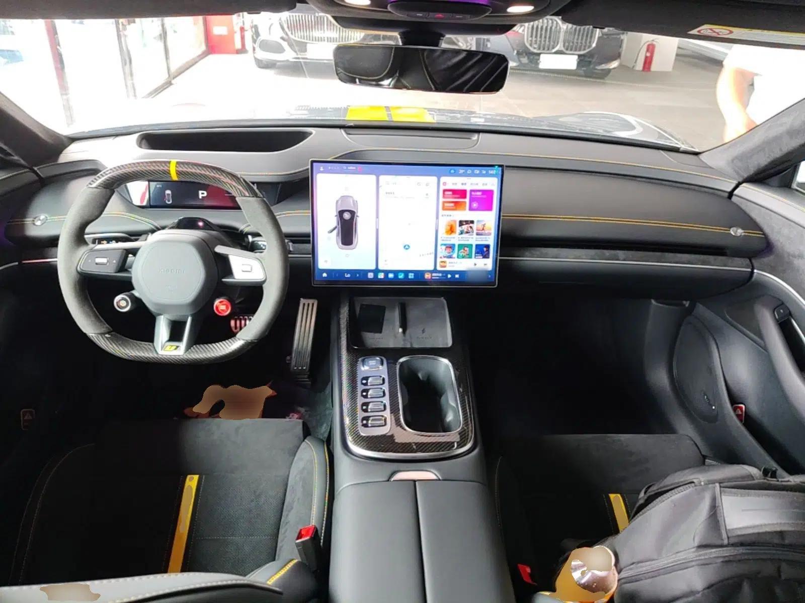 Xiaomi Auto SU7 Ultra 2025 Ultra Model — миниатюра 13