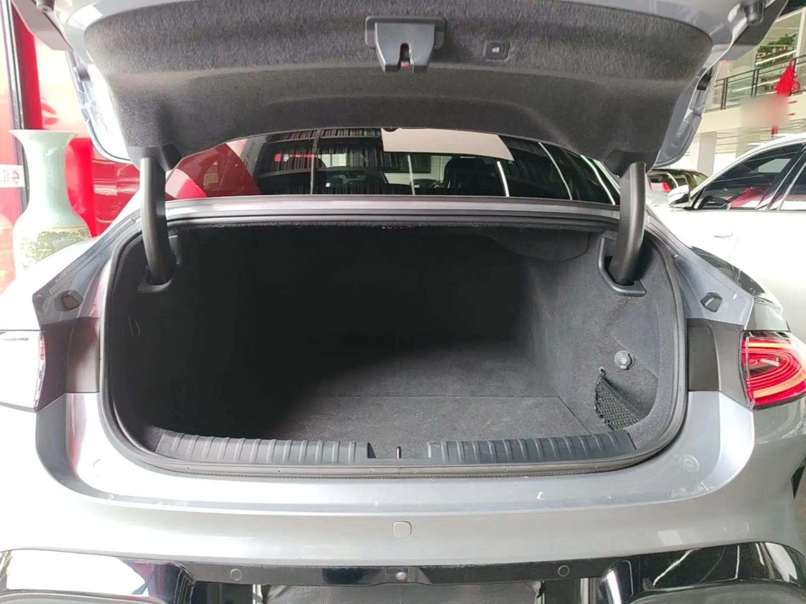 Xiaomi Auto SU7 Ultra 2025 Ultra Model — миниатюра 22