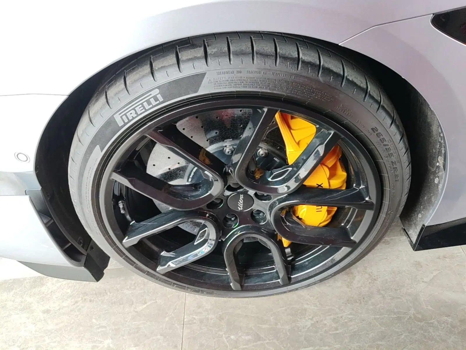 Xiaomi Auto SU7 Ultra 2025 Ultra Model — миниатюра 8