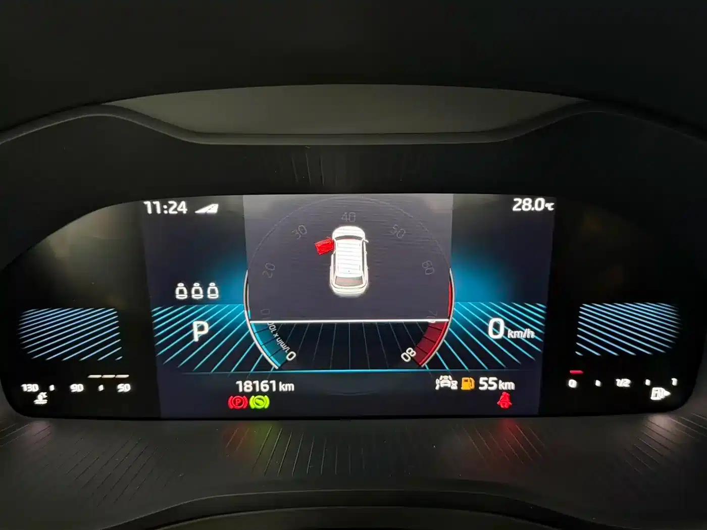Karoq 2022 TSI280 Luxury Edition — миниатюра 5