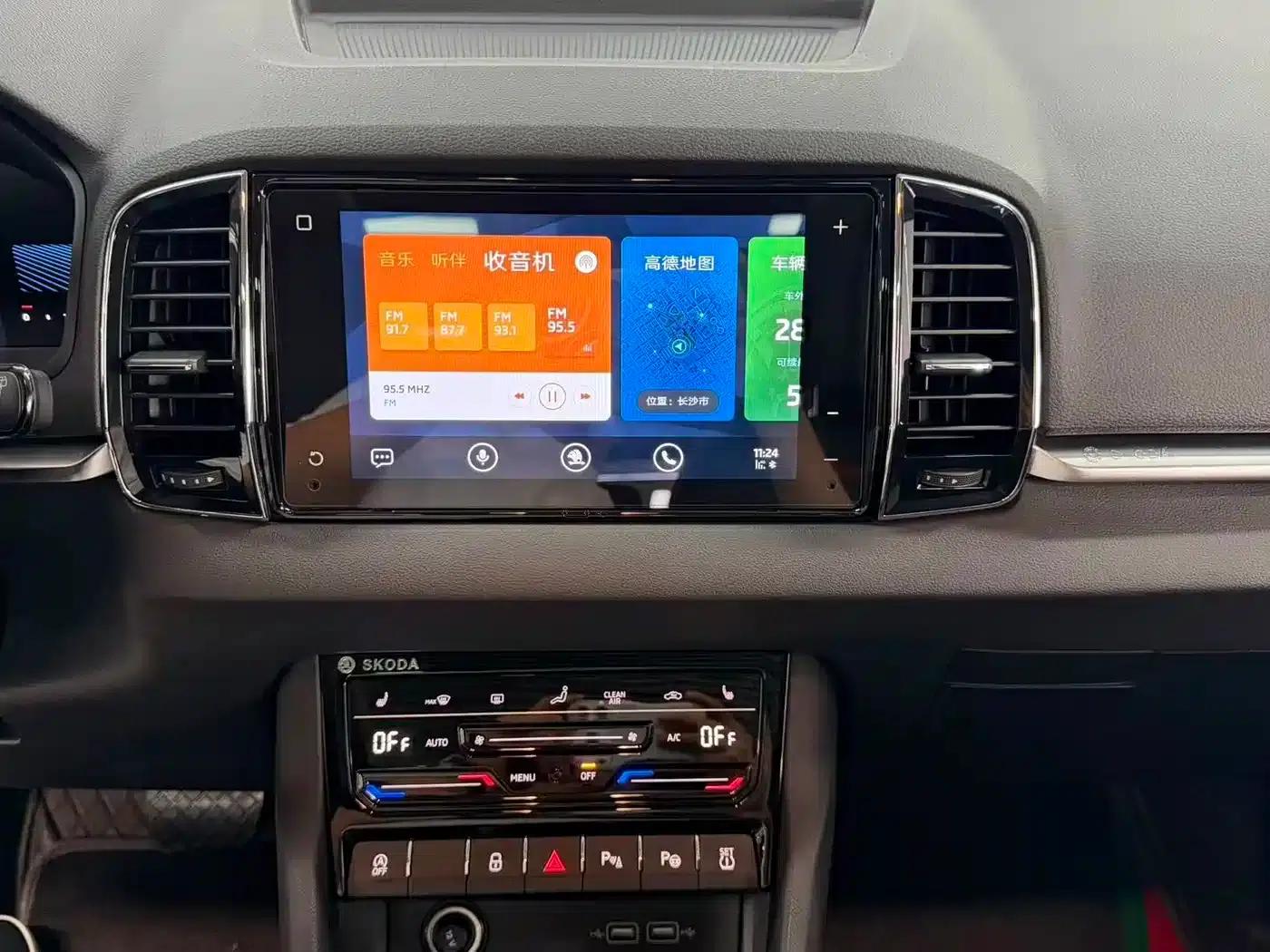 Karoq 2022 TSI280 Luxury Edition — миниатюра 6
