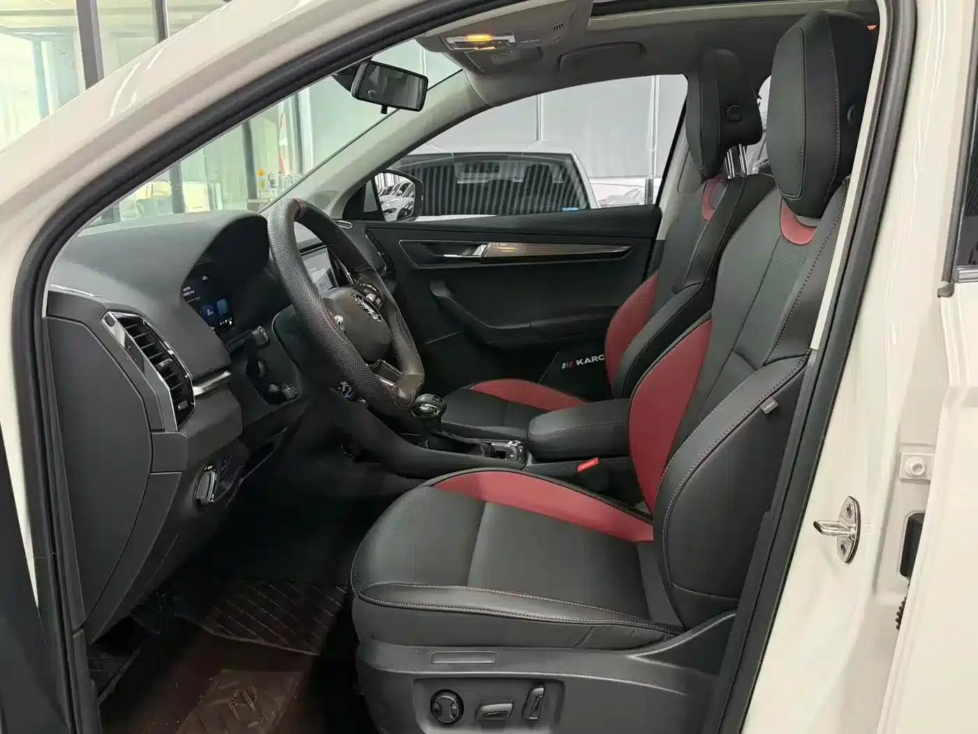 Karoq 2022 TSI280 Luxury Edition — миниатюра 9