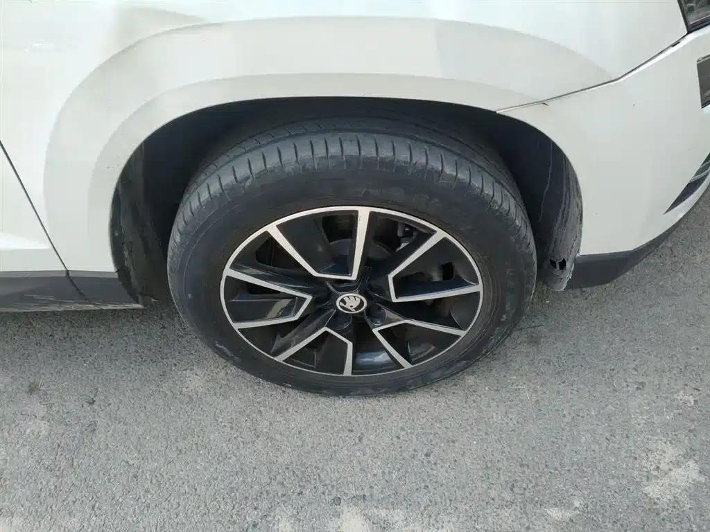 Karoq 2018 TSI280 Premium Edition (National V Emission Standard) — миниатюра 23