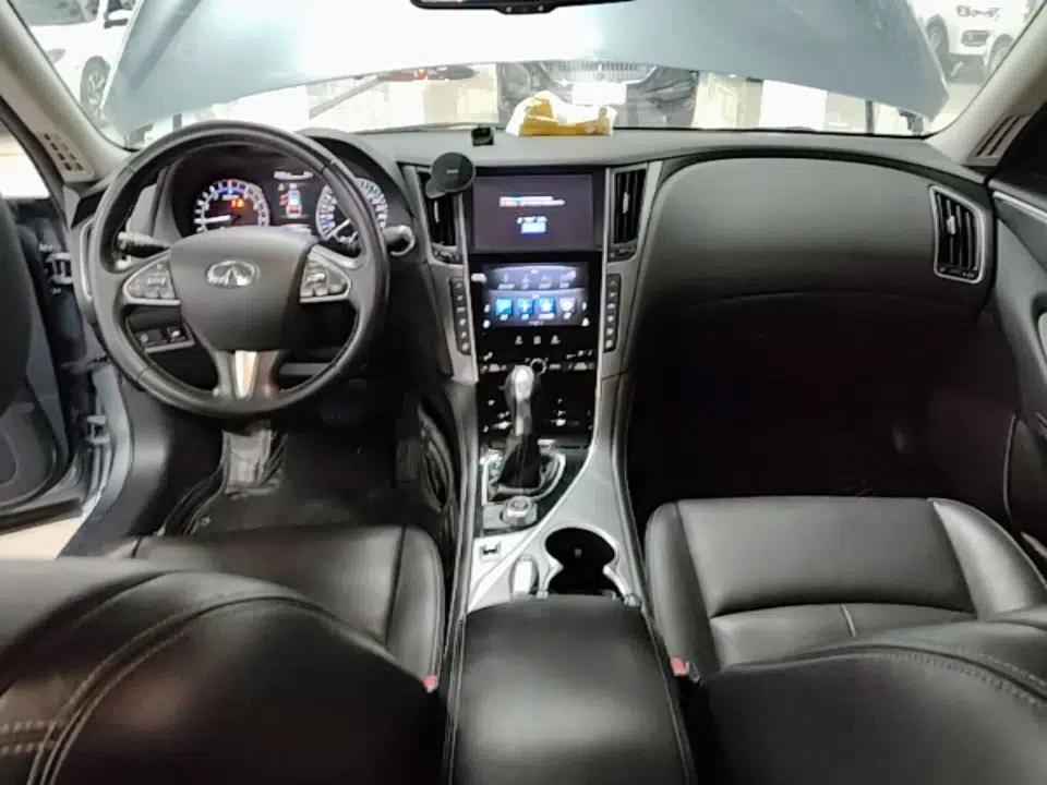 Infiniti Q50L 2016 2.0T Enjoyment Edition — миниатюра 13
