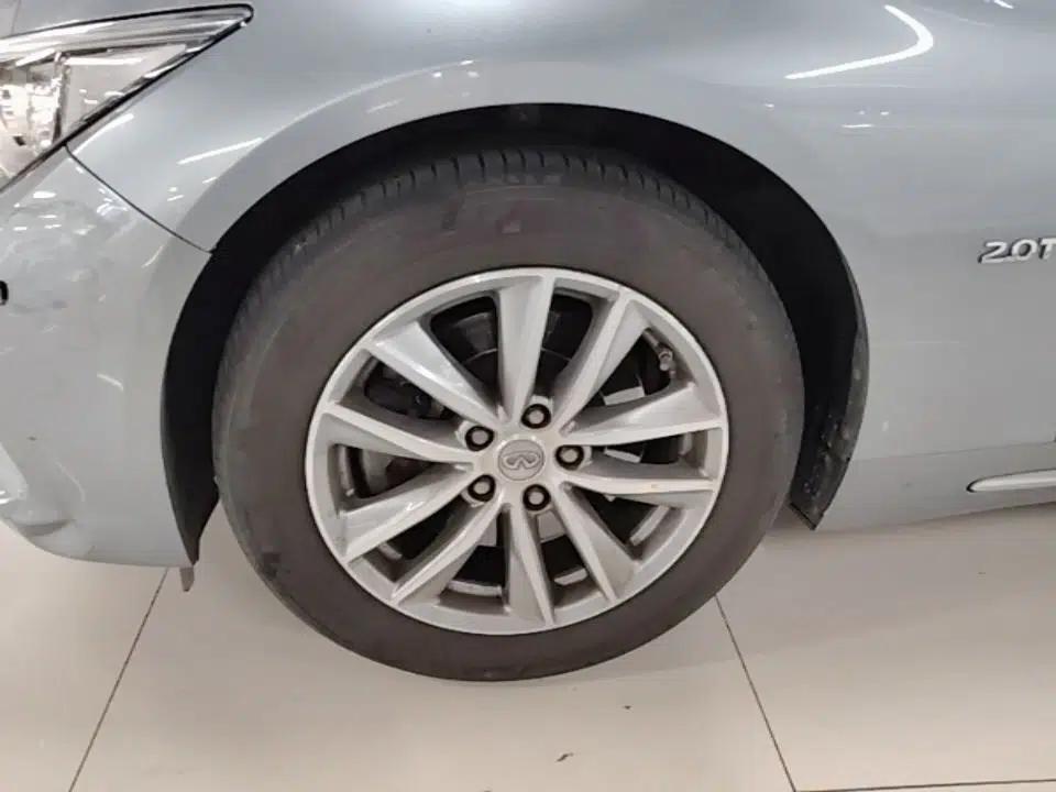 Infiniti Q50L 2016 2.0T Enjoyment Edition — миниатюра 9