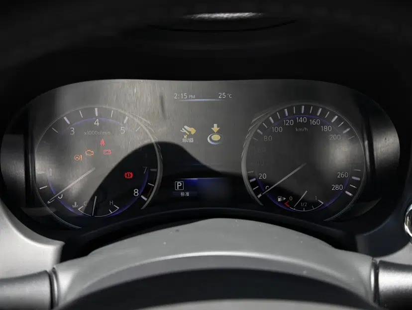 Infiniti Q50L 2016 2.0T Comfort Edition — миниатюра 18