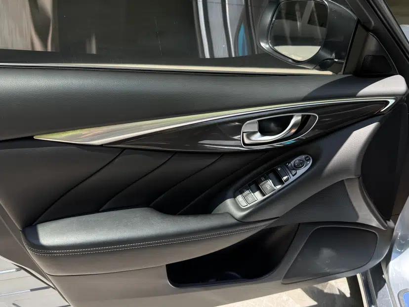 Infiniti Q50L 2016 2.0T Comfort Edition — миниатюра 20