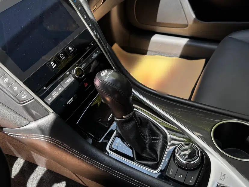 Infiniti Q50L 2016 2.0T Comfort Edition — миниатюра 21