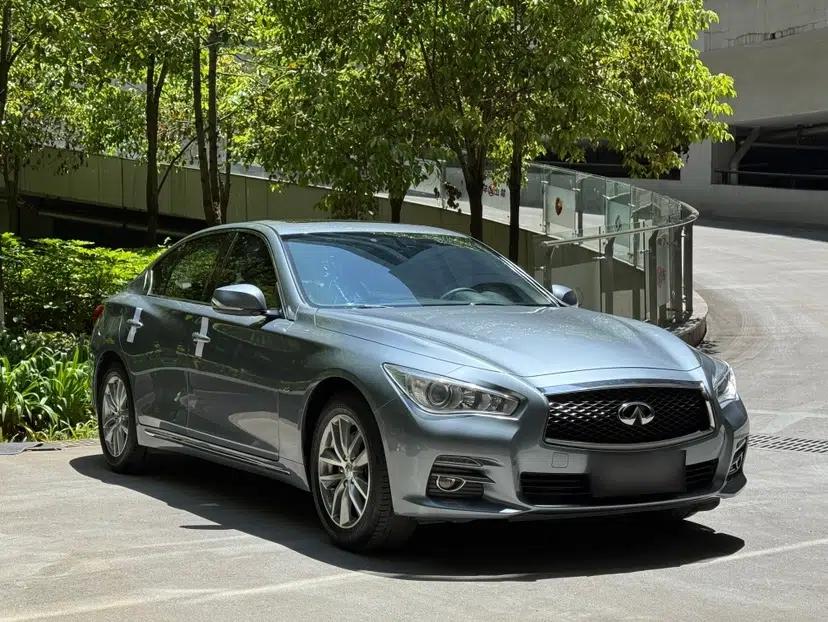 Infiniti Q50L 2016 2.0T Comfort Edition — миниатюра 8
