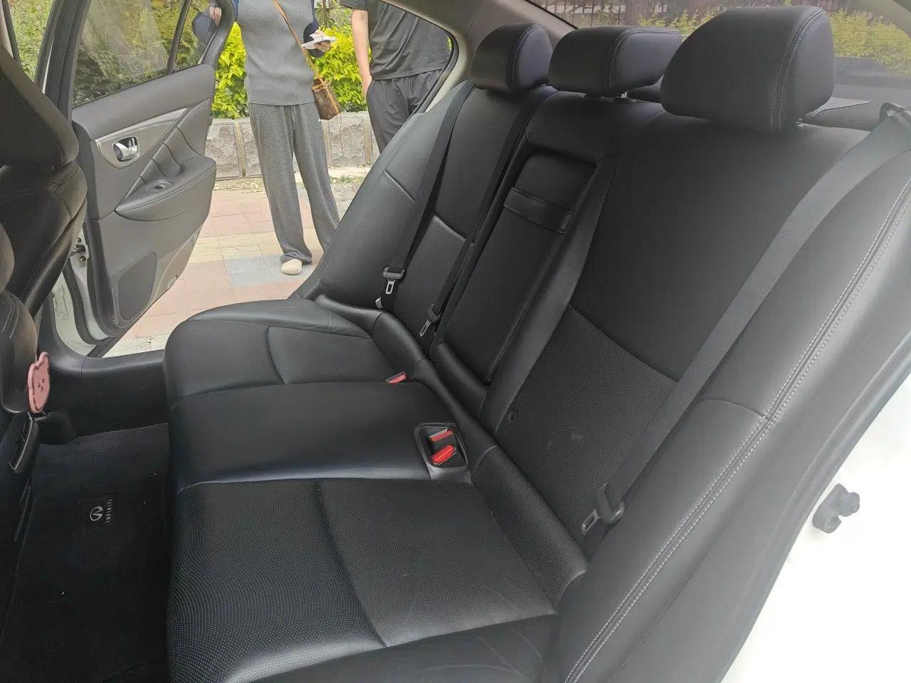 Infiniti Q50L 2016 2.0T Enjoyment Edition — миниатюра 18