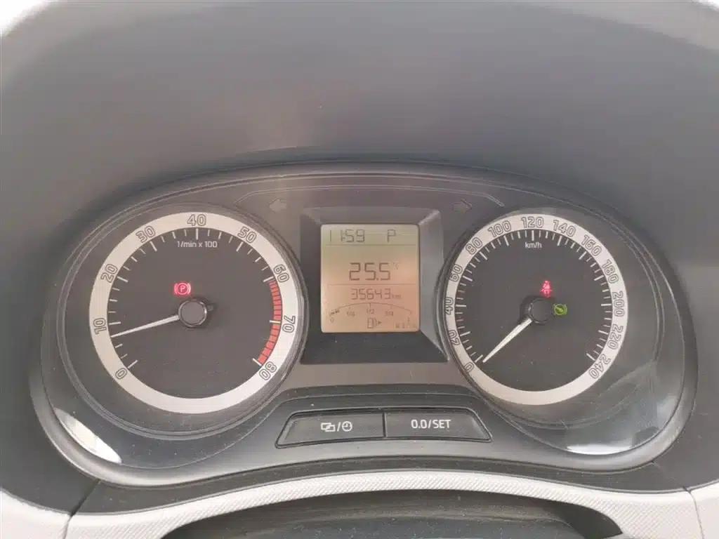Fabia 2017 1.4L Automatic Enjoy Edition — миниатюра 12