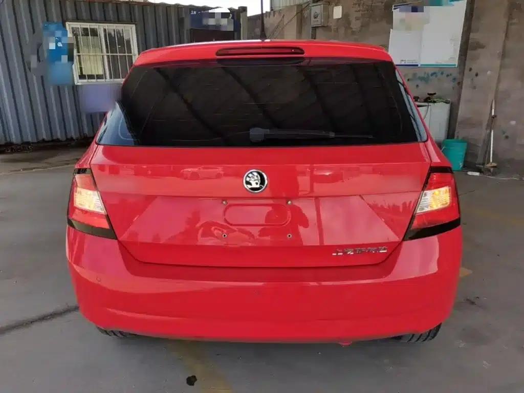 Fabia 2017 1.4L Automatic Enjoy Edition — миниатюра 6