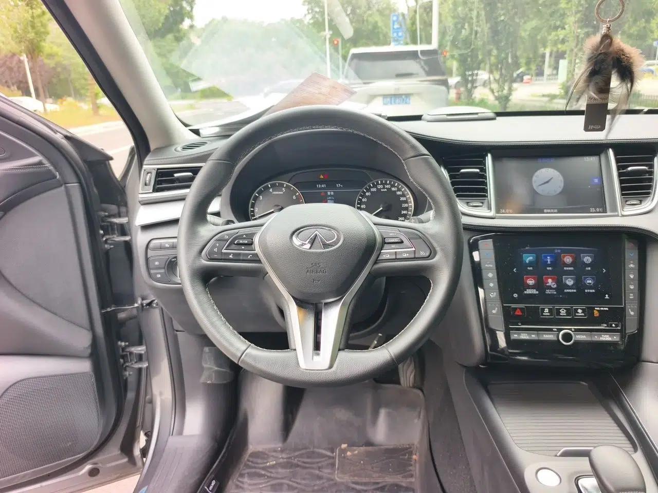 Infiniti QX50 2018 2.0T Two-Wheel Drive Fashion Edition — миниатюра 9