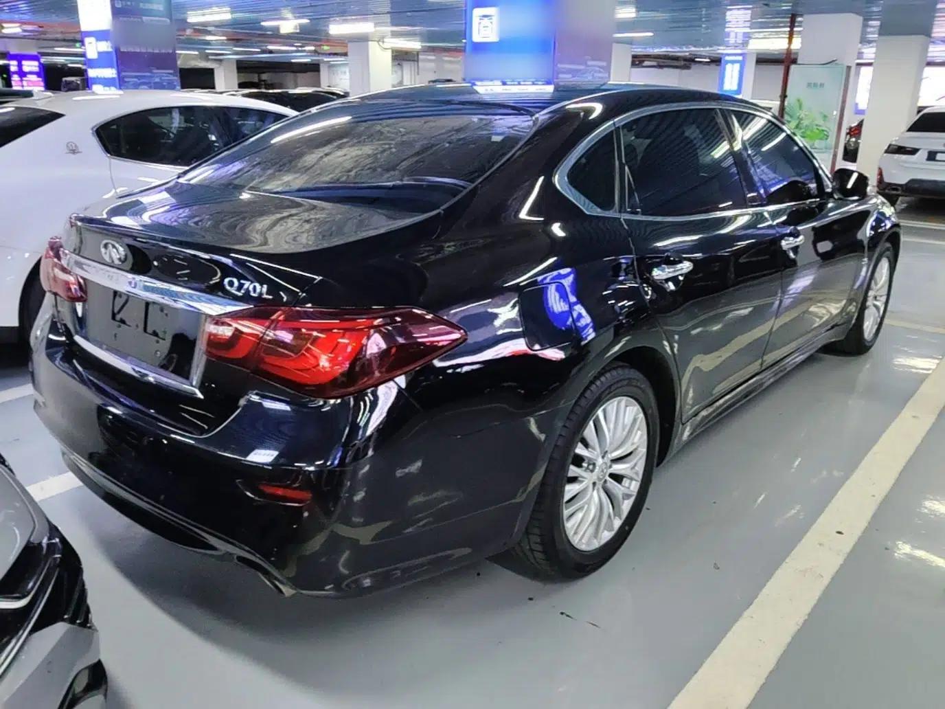 Infiniti Q70 2015 Q70L 2.5L Enjoyment Edition — миниатюра 6