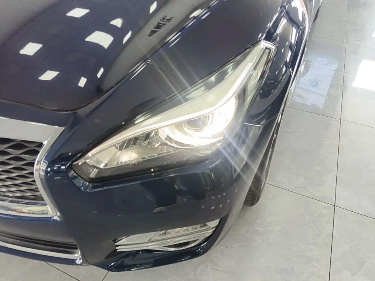 Infiniti Q70 2015 Q70L 2.5L Elite Edition — миниатюра 2