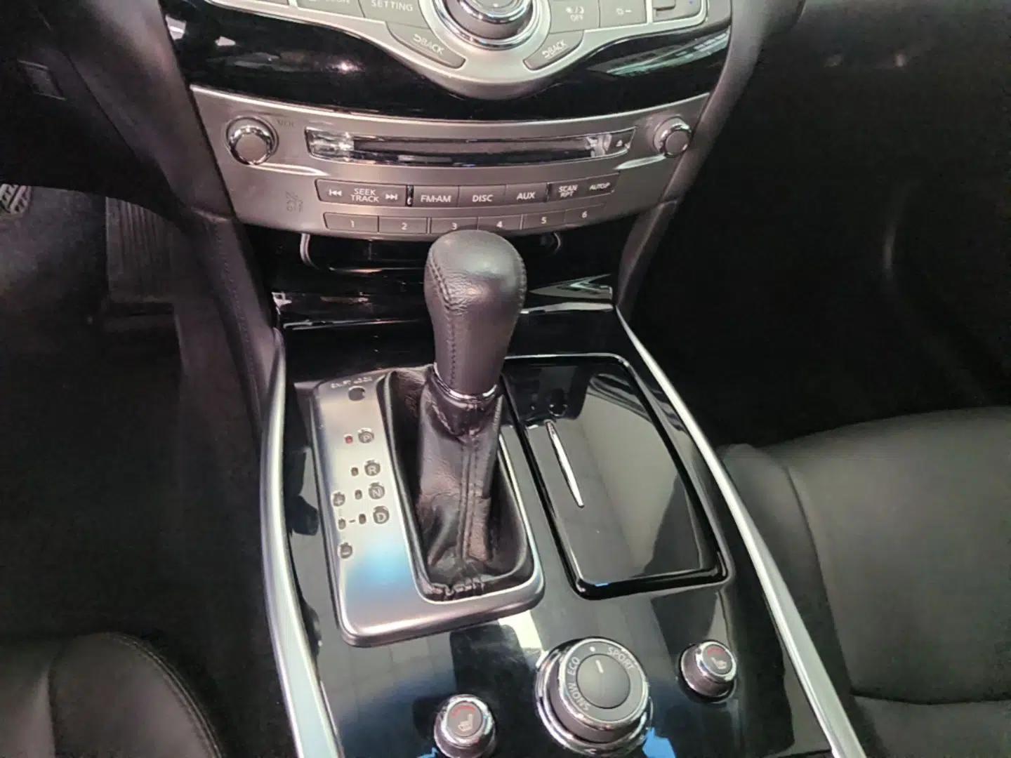 Infiniti Q70 2015 Q70L 2.5L Elite Edition — миниатюра 15