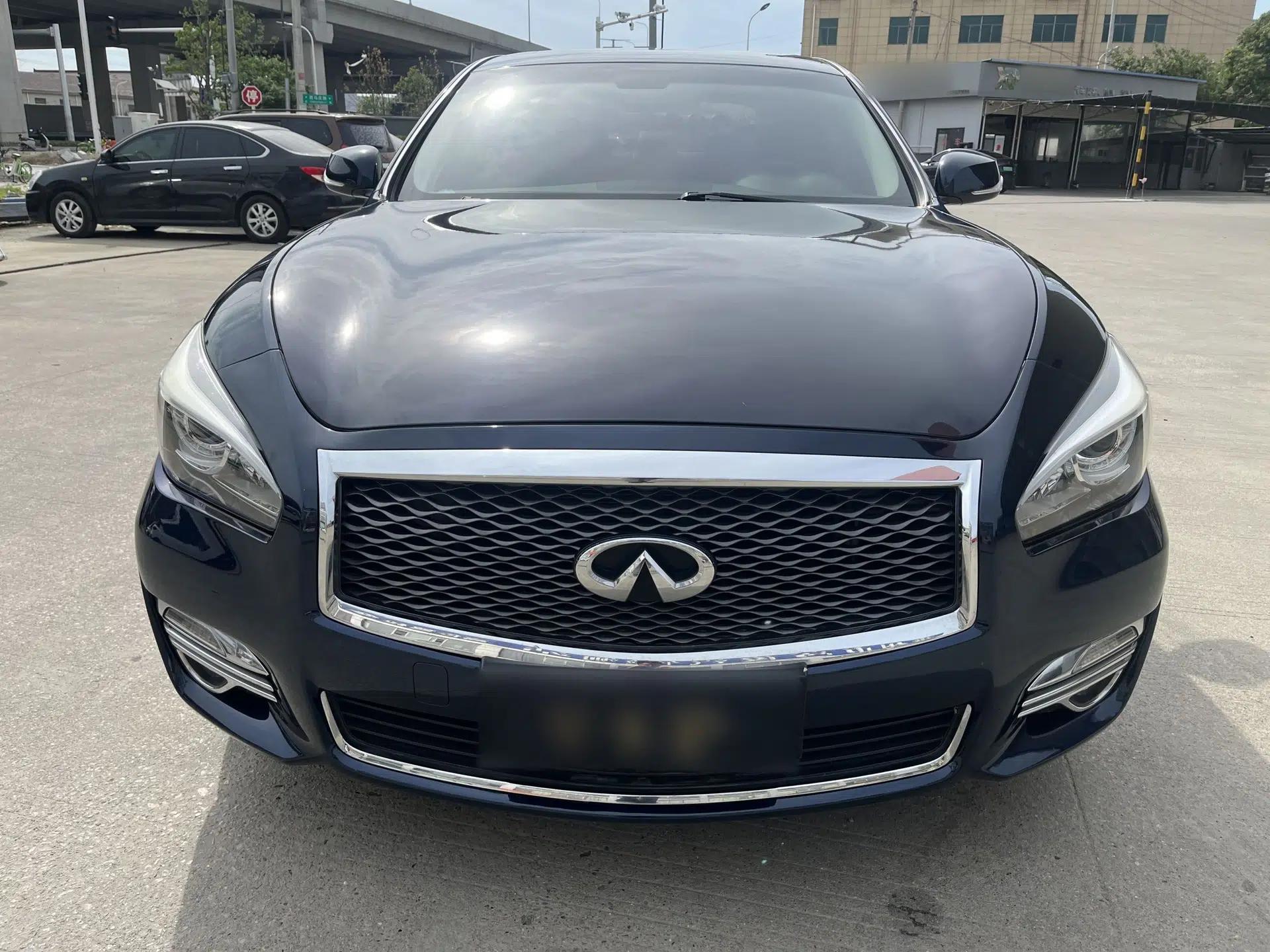 Infiniti Q70 2015 Q70L 2.5L Elite Edition — миниатюра 6