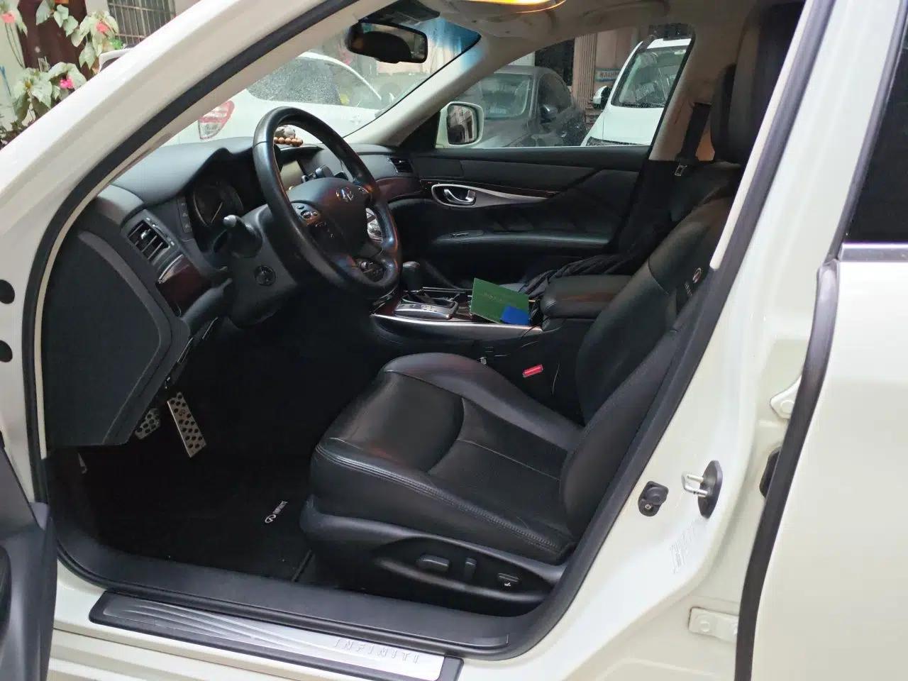 Infiniti Q70 2013 Q70L 2.5L Elegance Edition — миниатюра 16