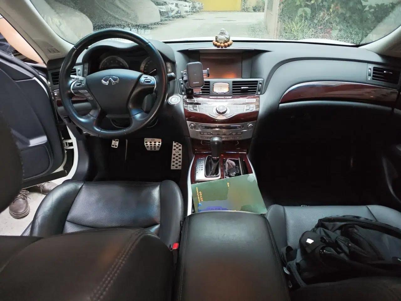 Infiniti Q70 2013 Q70L 2.5L Elegance Edition — миниатюра 10